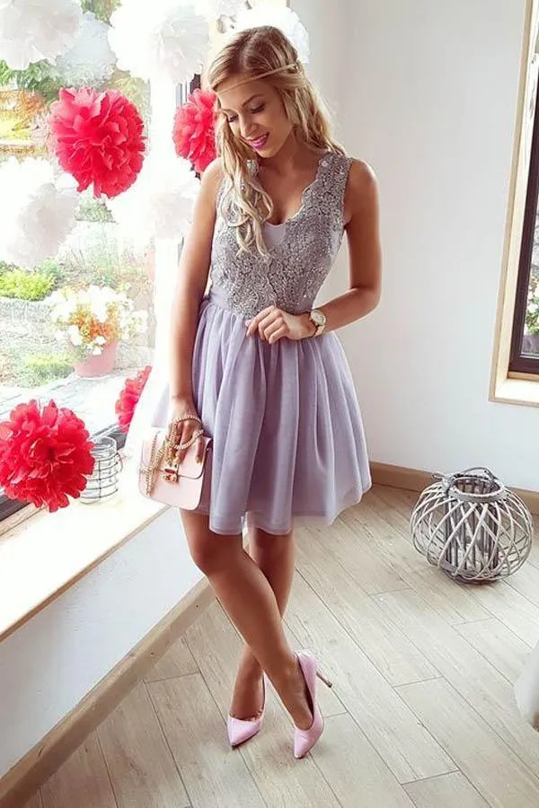 A-Line V-Neck Short Lilac Tulle Homecoming Dress with Lace PG194