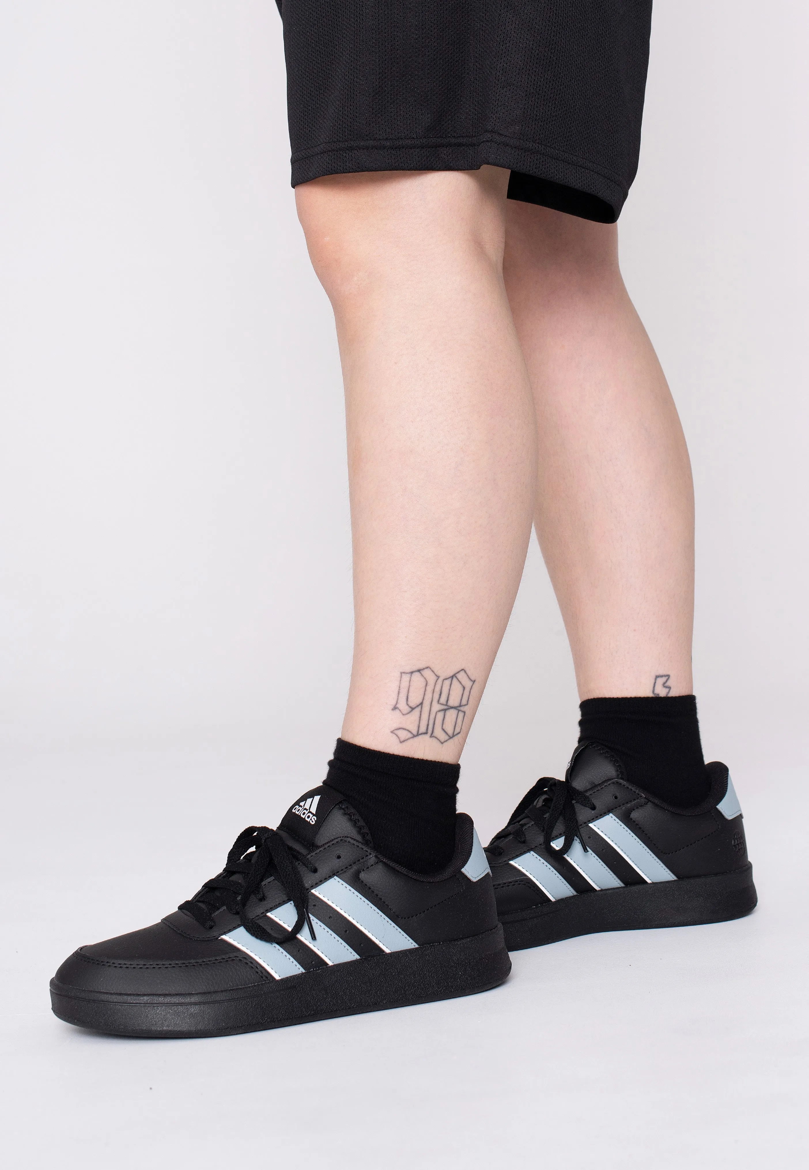 Adidas - Breaknet 2.0 Cblack/Maggre/Ftwwht - Shoes