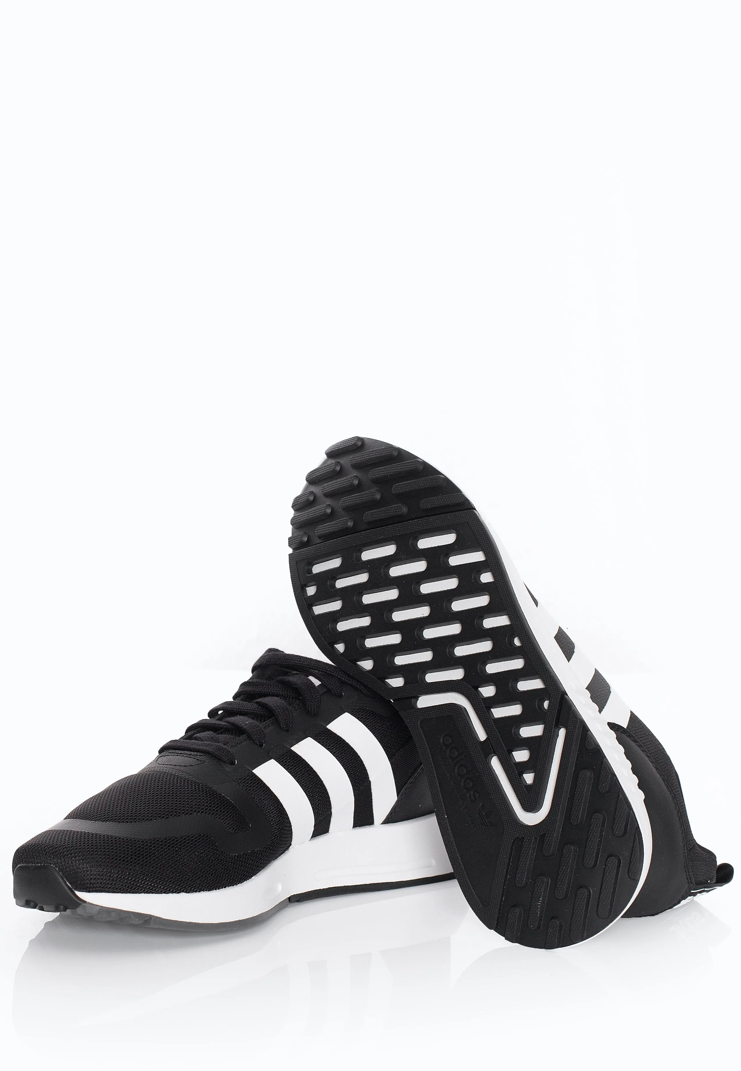 Adidas - Multix Cblack/Ftwwht/Cblack - Shoes