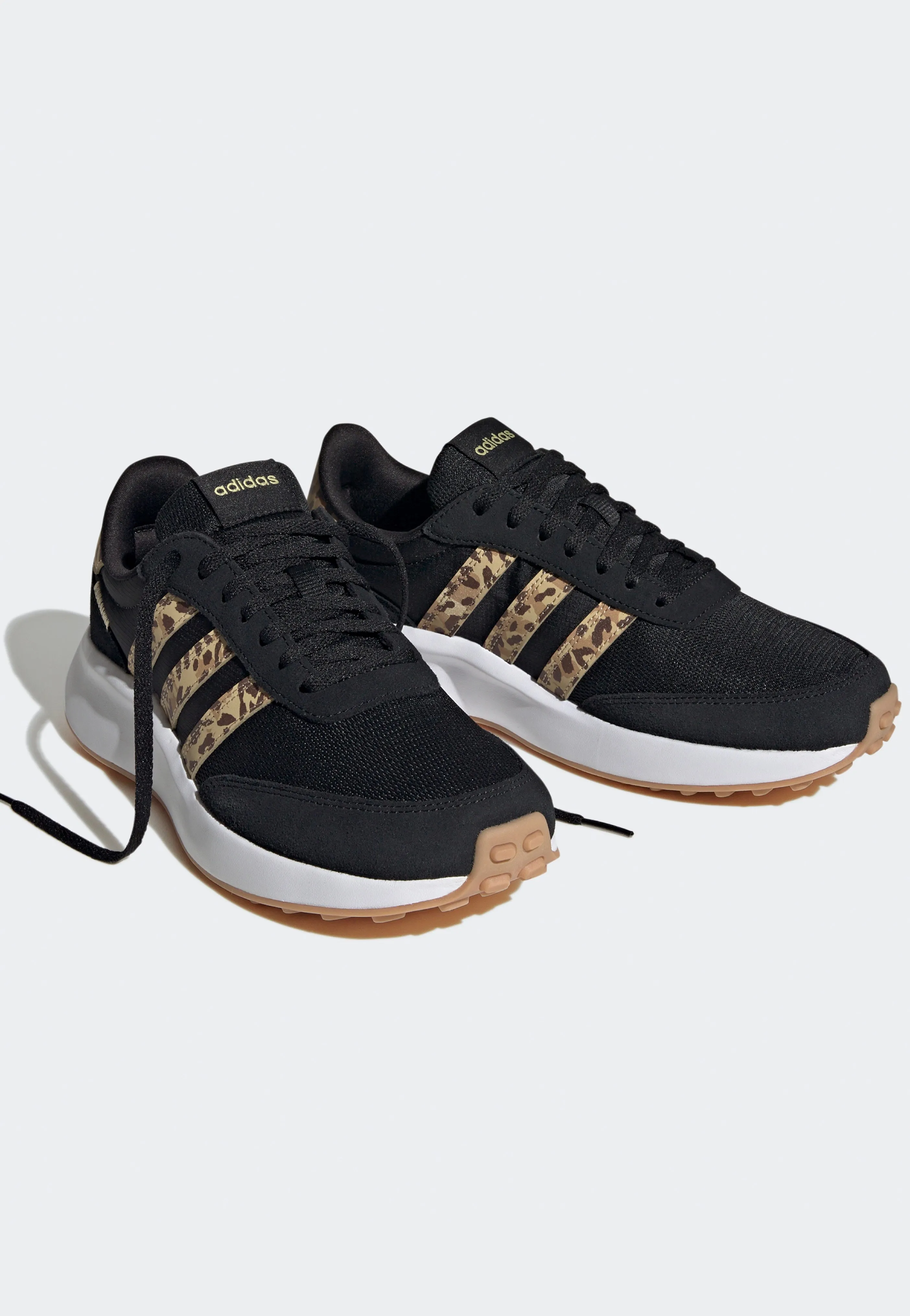 Adidas - Run 70s Cblack/Magbei/Aciora - Girl Shoes