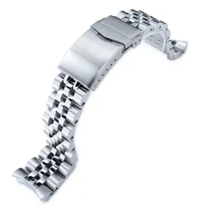 Angus-J Louis for Seiko 5 Sports 42.5mm V-Clasp, Brushed with Polished Center