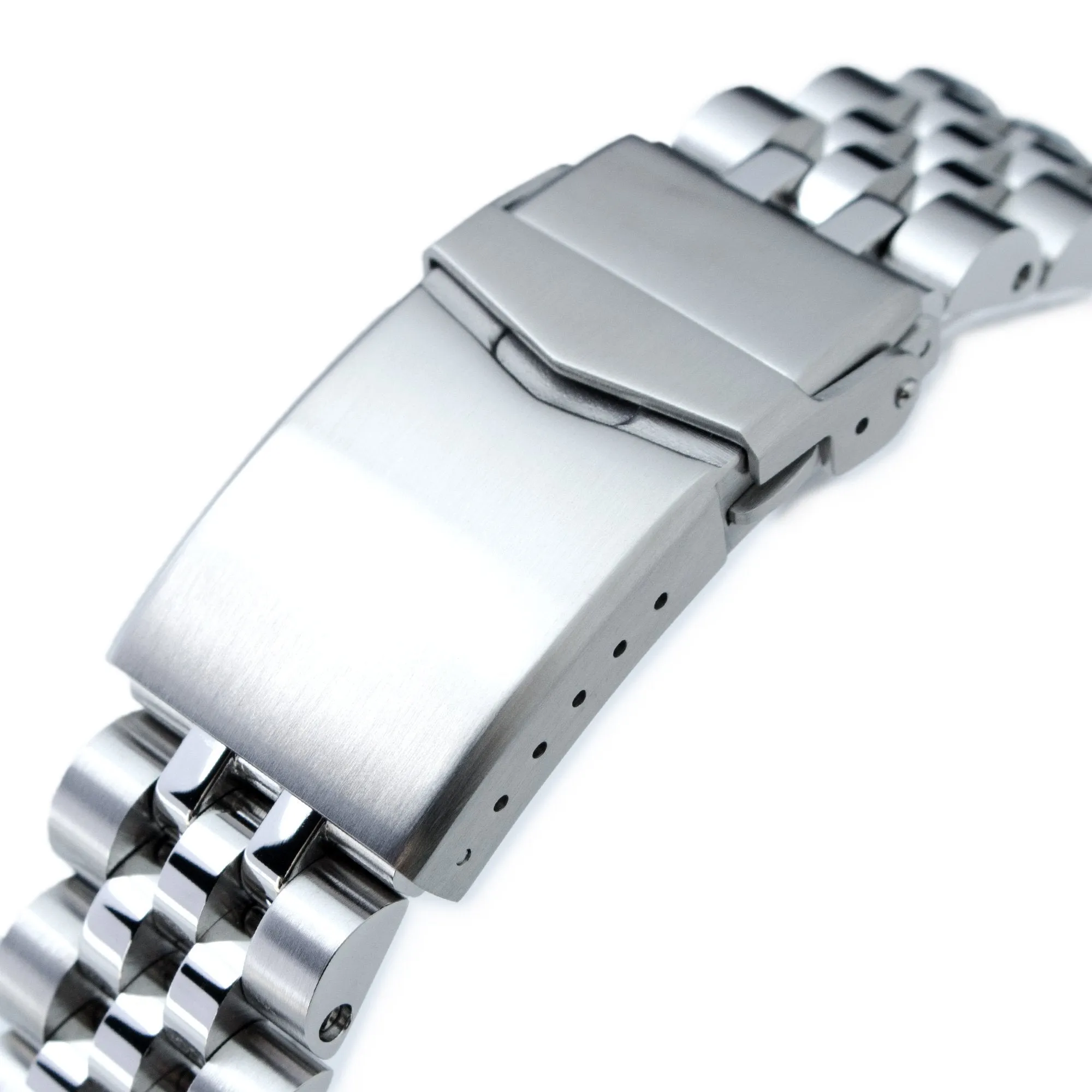 Angus-J Louis for Seiko 5 Sports 42.5mm V-Clasp, Brushed with Polished Center