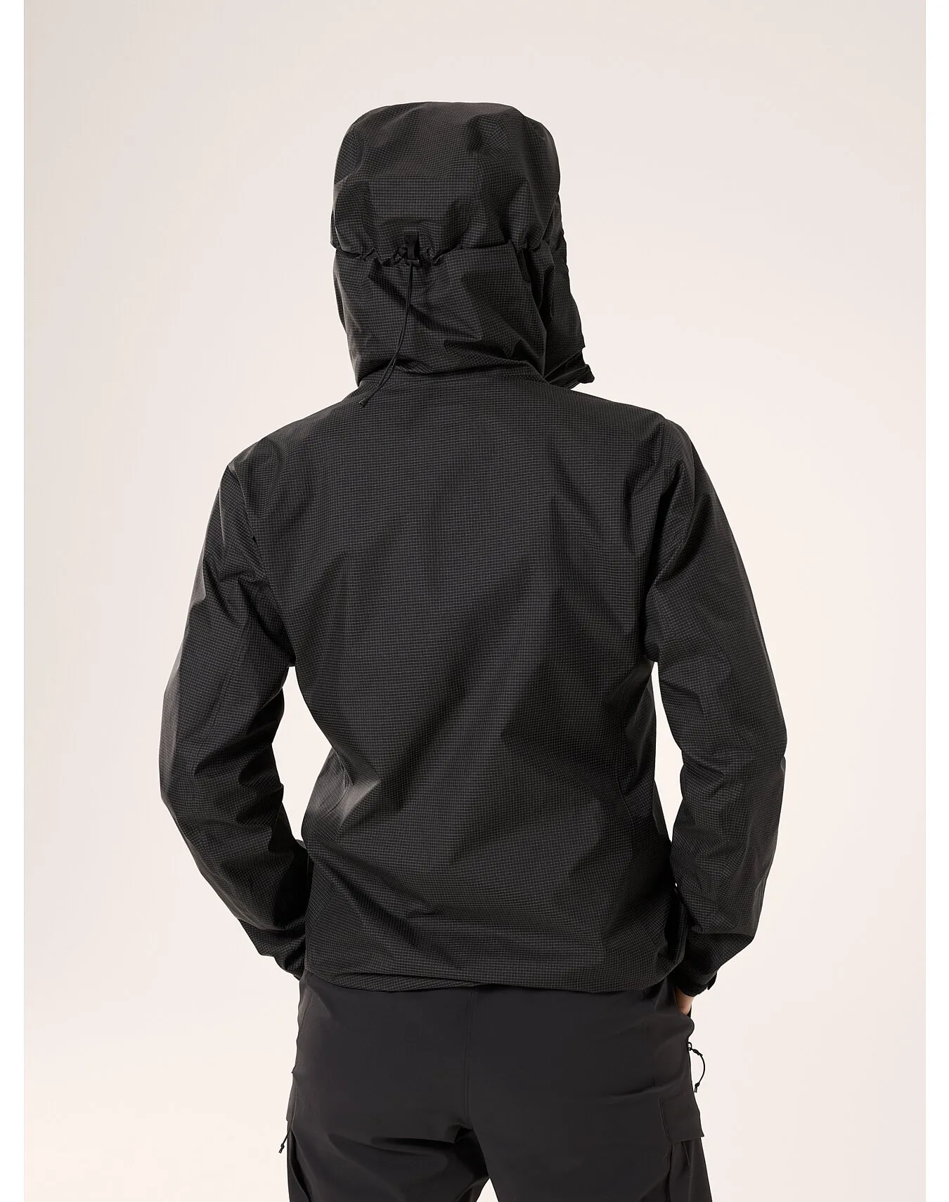 Arc&#x27;teryx Women&#x27;s Alpha Lightweight Anorak Black | Buy Arc&#x27;teryx Women&#x27;s Alpha Lightweight Anorak Black here | Outnorth