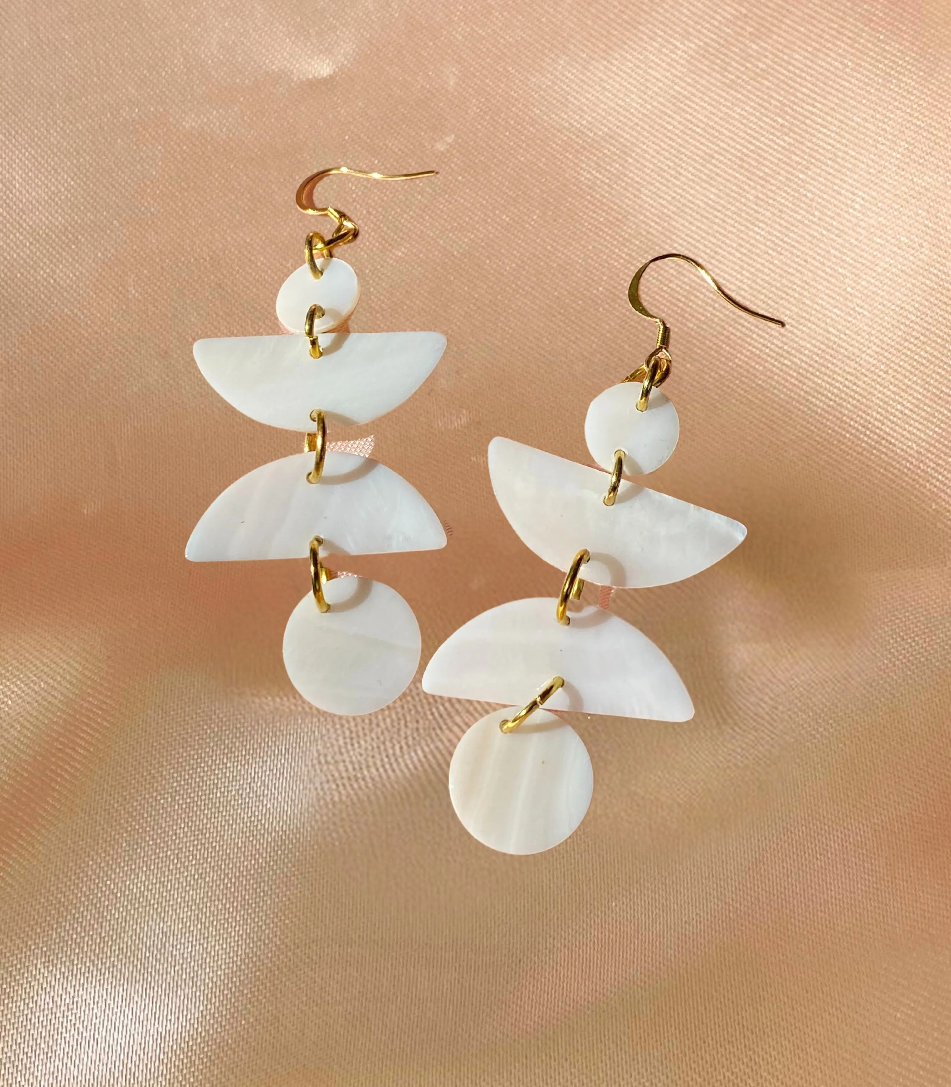 Bulan (Moon) Phase Earrings in Mother of Pearl