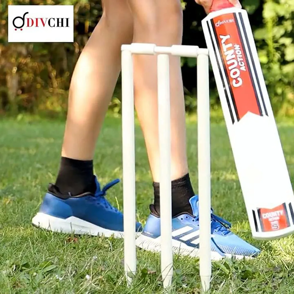 DIVCHI Cricket Set in Mesh Carry Bag - Size 3 for Ages 8-10 Years