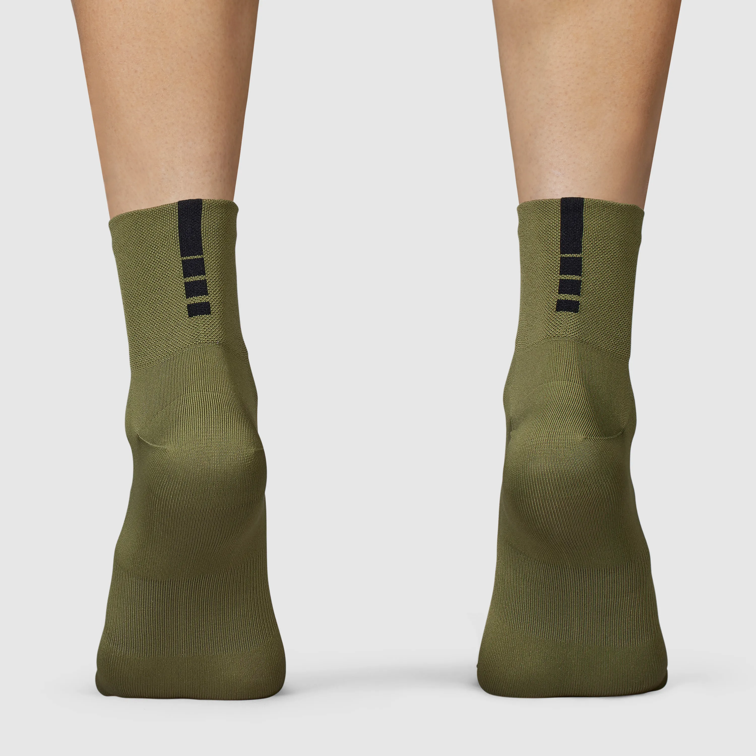 Gripgrab Lightweight SL Short Summer Socks Olive Green | Buy Gripgrab Lightweight SL Short Summer Socks Olive Green here | Outnorth