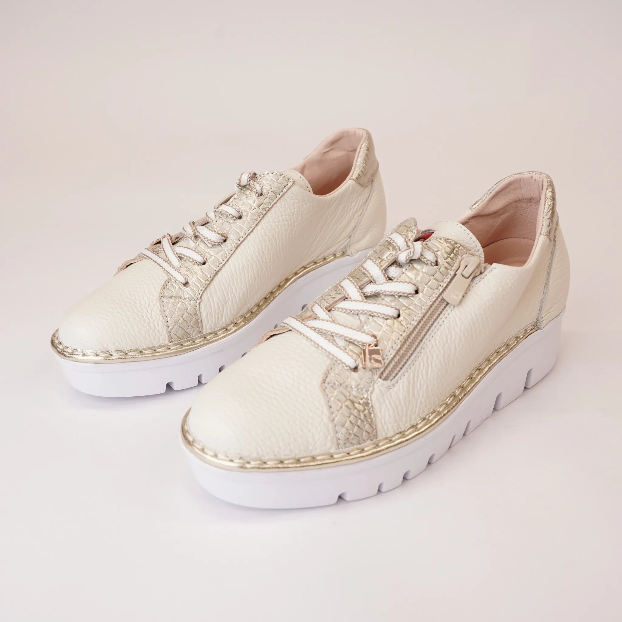 Js-4420 Beige/ Champagne Leather Sneakers