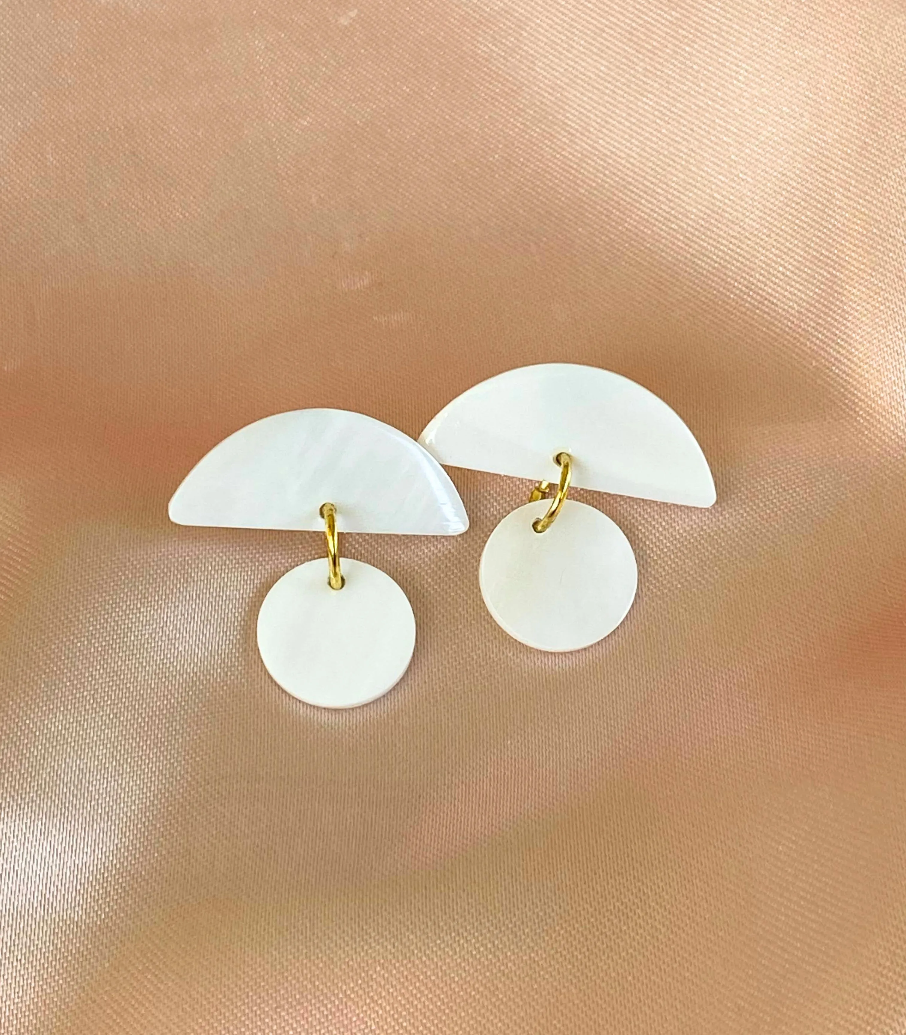 Luna Mother of Pearl Earrings