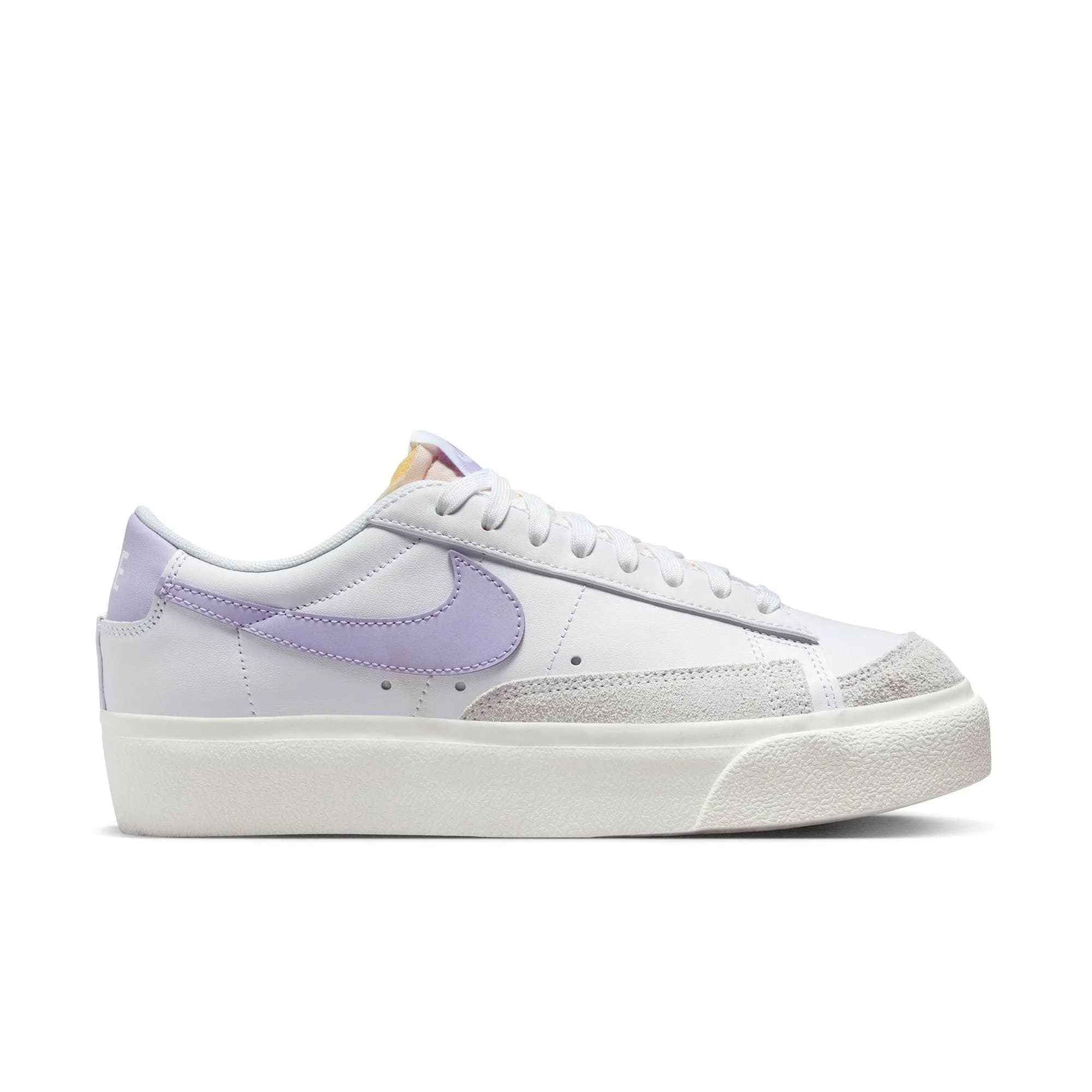 Nike Blazer Low Platform - Women's