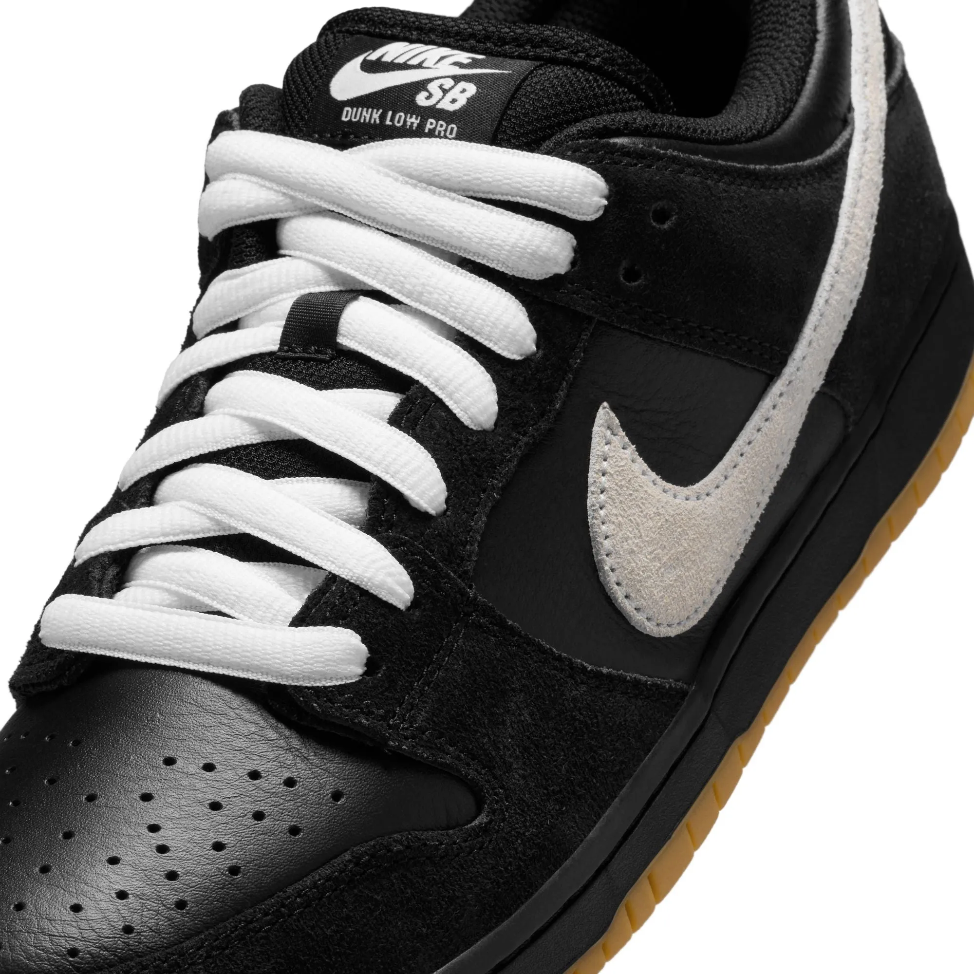 Nike SB Mens Dunk Low Pro Shoes