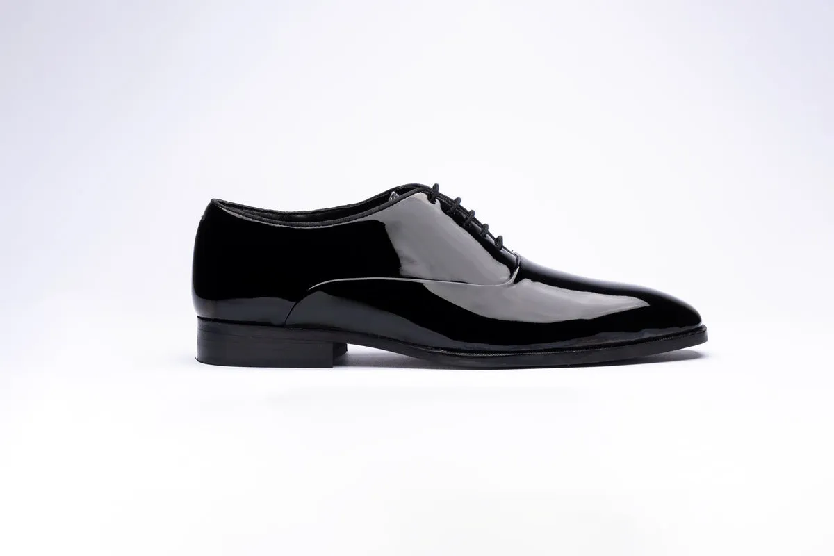 PATENT DERBY LACE-UP- BLACK