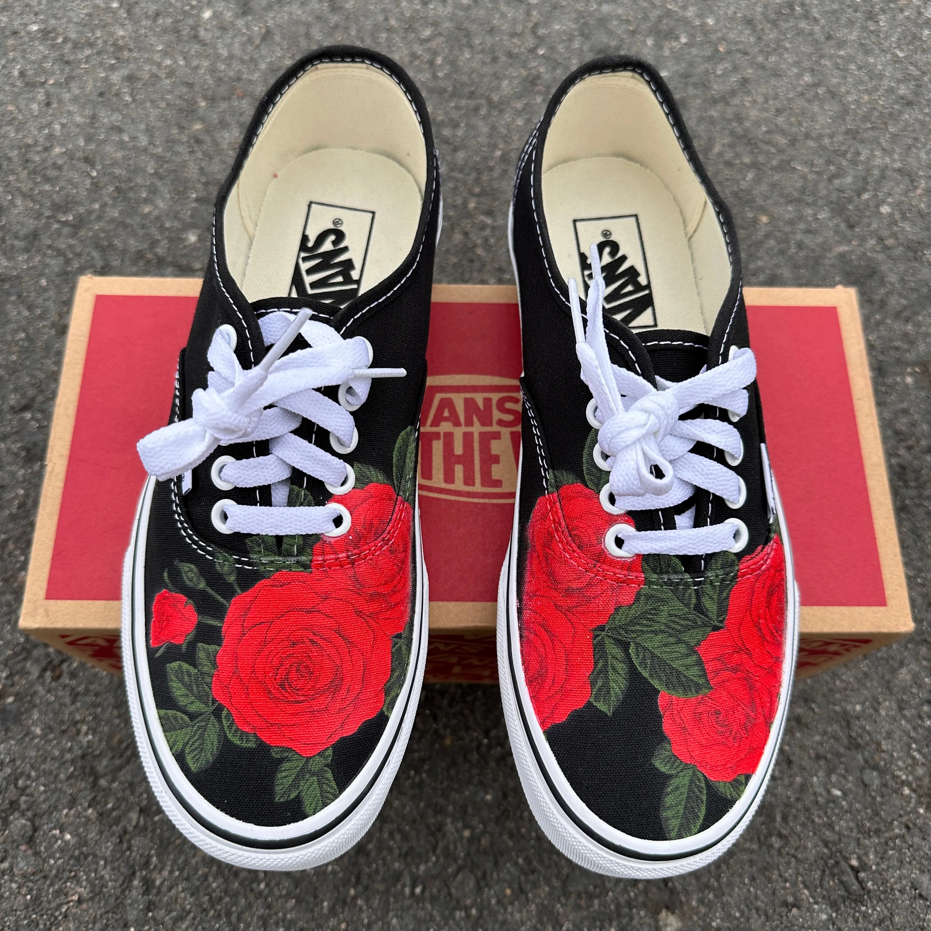 Red Roses Flower Nature - Black Authentic Vans