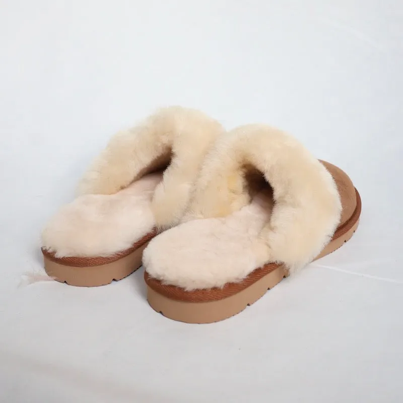 Sheepskin Women's UGG Scuff