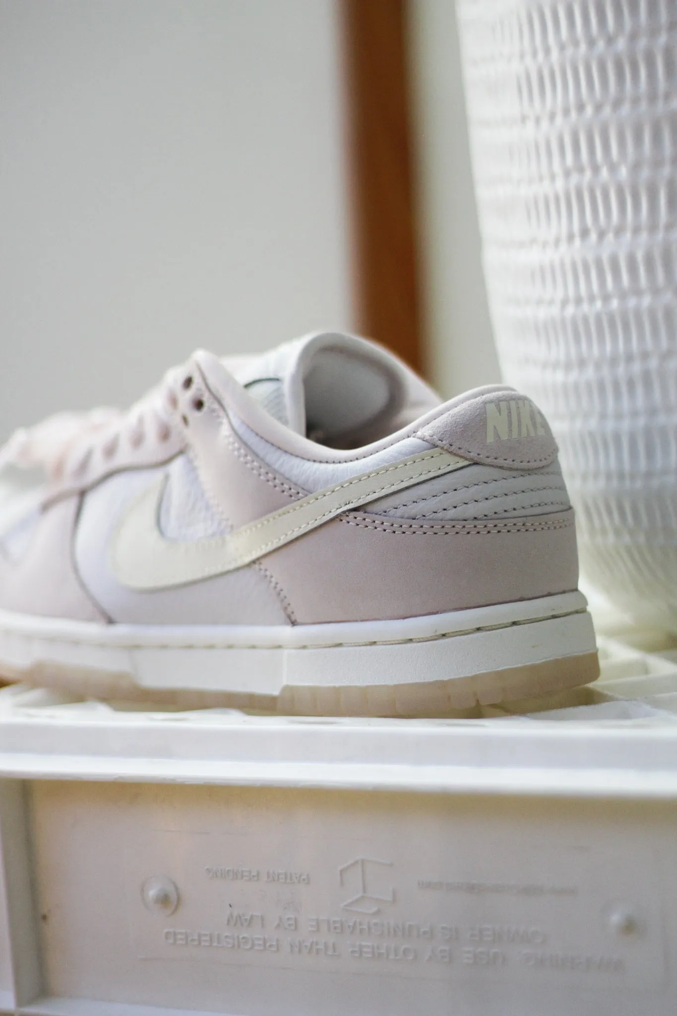 W DUNK LOW PRM "LIGHT SOFT PINK"