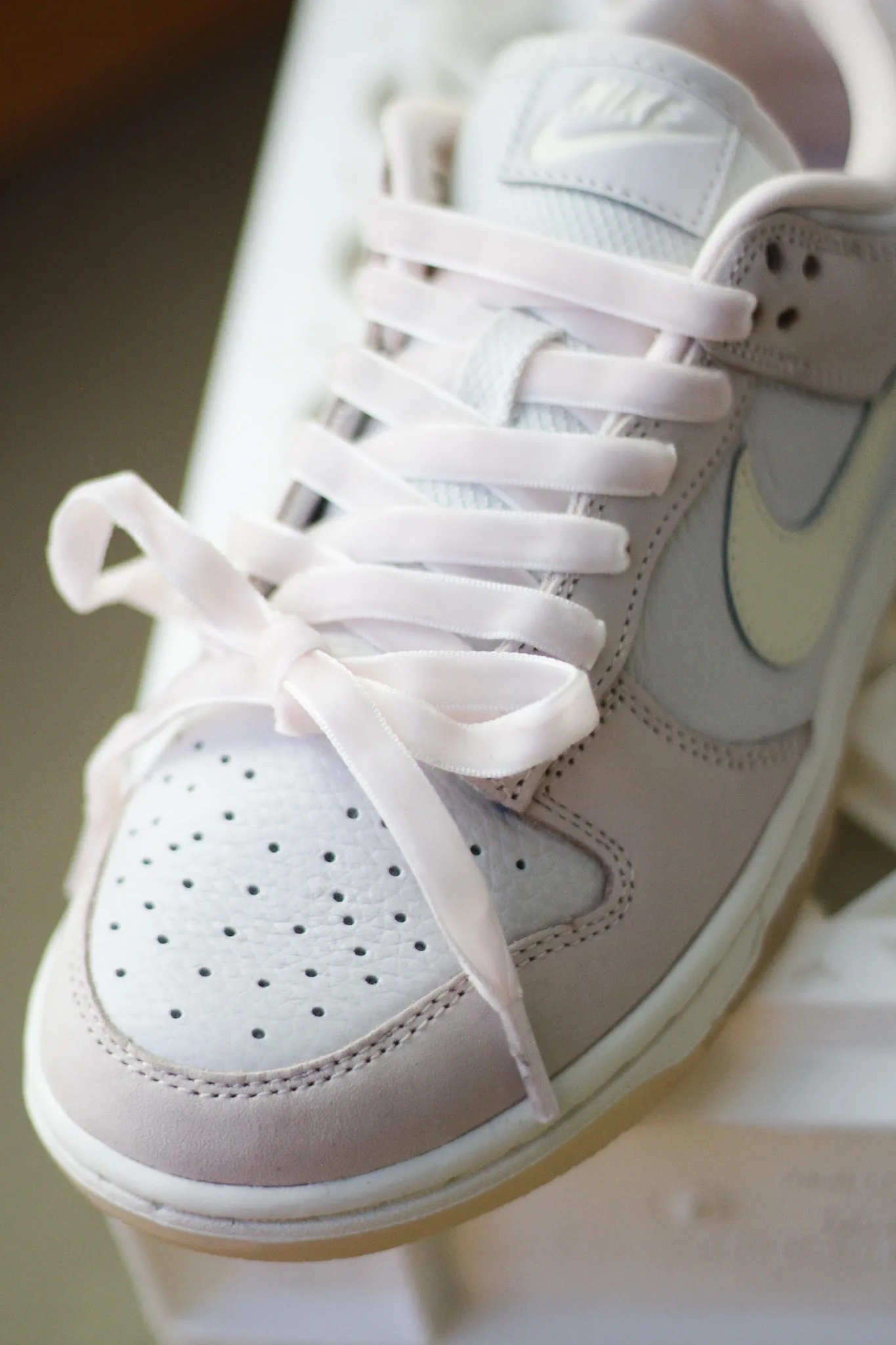 W DUNK LOW PRM "LIGHT SOFT PINK"