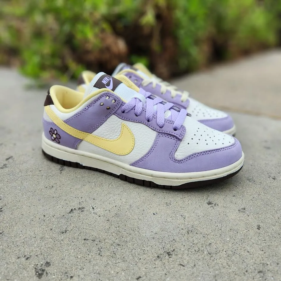 W Nike Dunk Low 'WALLFLOWER'